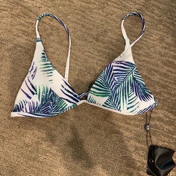 Stone Fox Swim Other - Stone Fox Isla Bikini Top Palm Print